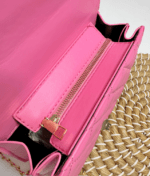 Cartera Crossbody Rosada Rombo Broche Dorado - Imagen 2