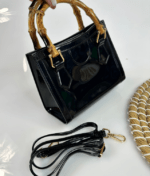 Cartera De Mano Negra Tipo Charol - Imagen 3