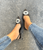 Stiletto Negro Destalonado 4.5 Cm Detalle De Brillantes (Horma Chica) - Imagen 2