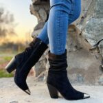 Botin Negro Gamuza Punta Plateada