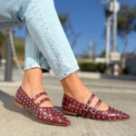 Ballerina Vino Tachas En Punta