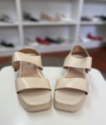 Sandalia Beige Belcro - Imagen 2