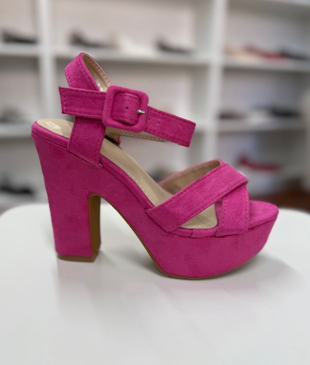 Fotos productos (3) Sandalia Plataforma Fucsia Hebilla (Horma Chica) - Imagen 1