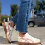 Zapatilla Flex Blancas Lineas Rosadas