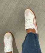 Zapatilla Flex Blancas Lineas Rosadas - Imagen 2