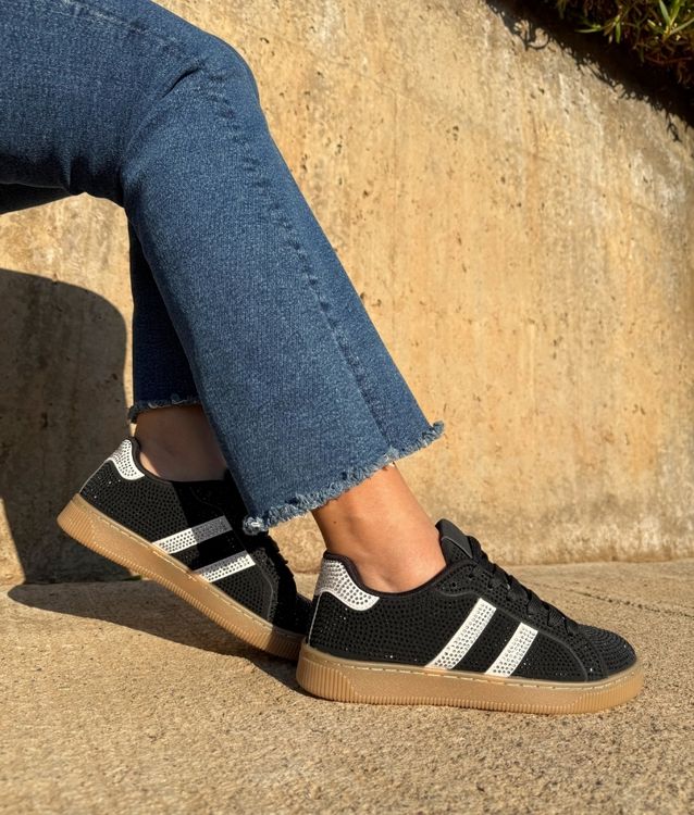 Zapatilla Samba Baja Brillo Negra